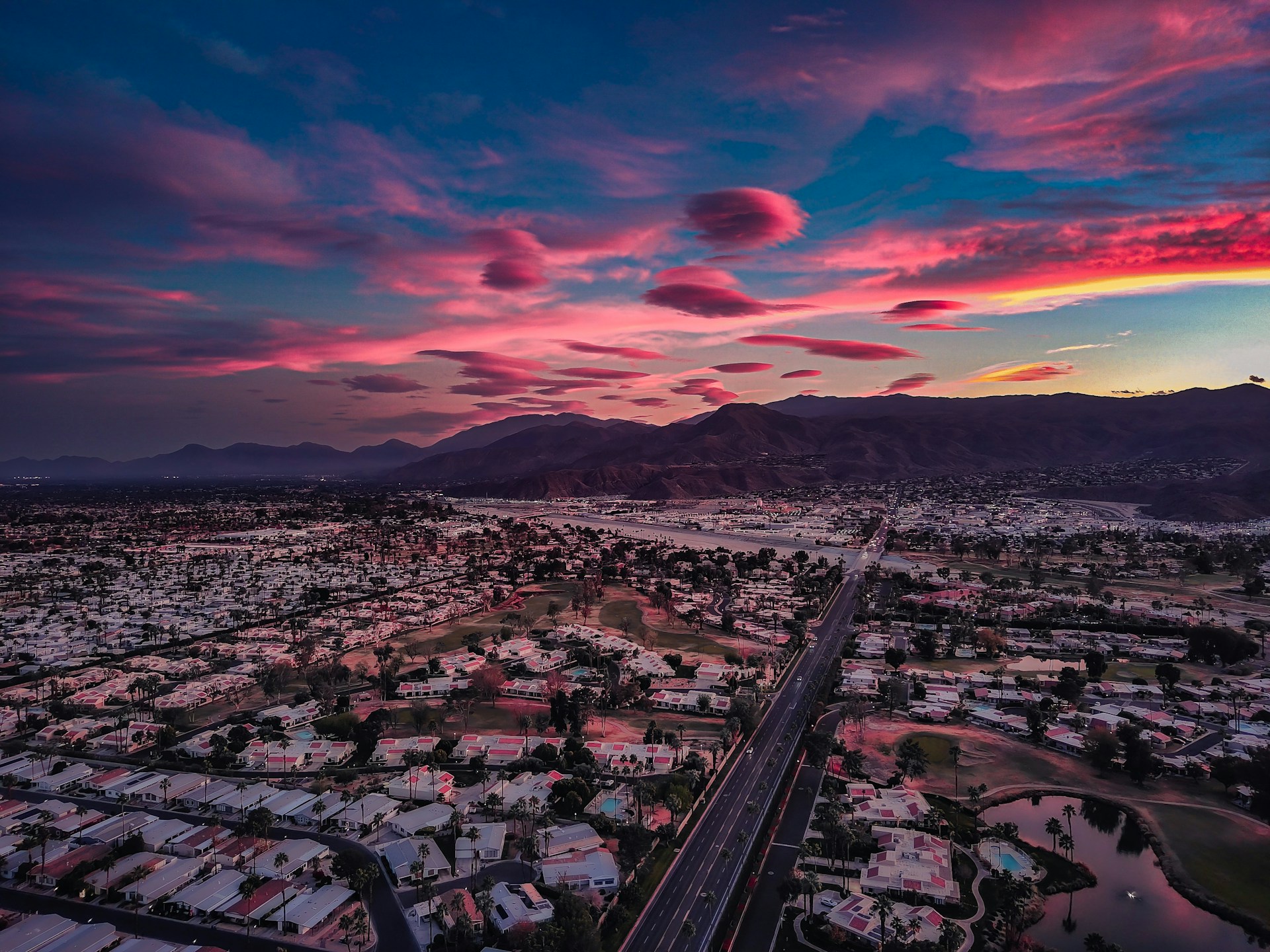 Palm Springs Vacation Plans for Large Groups